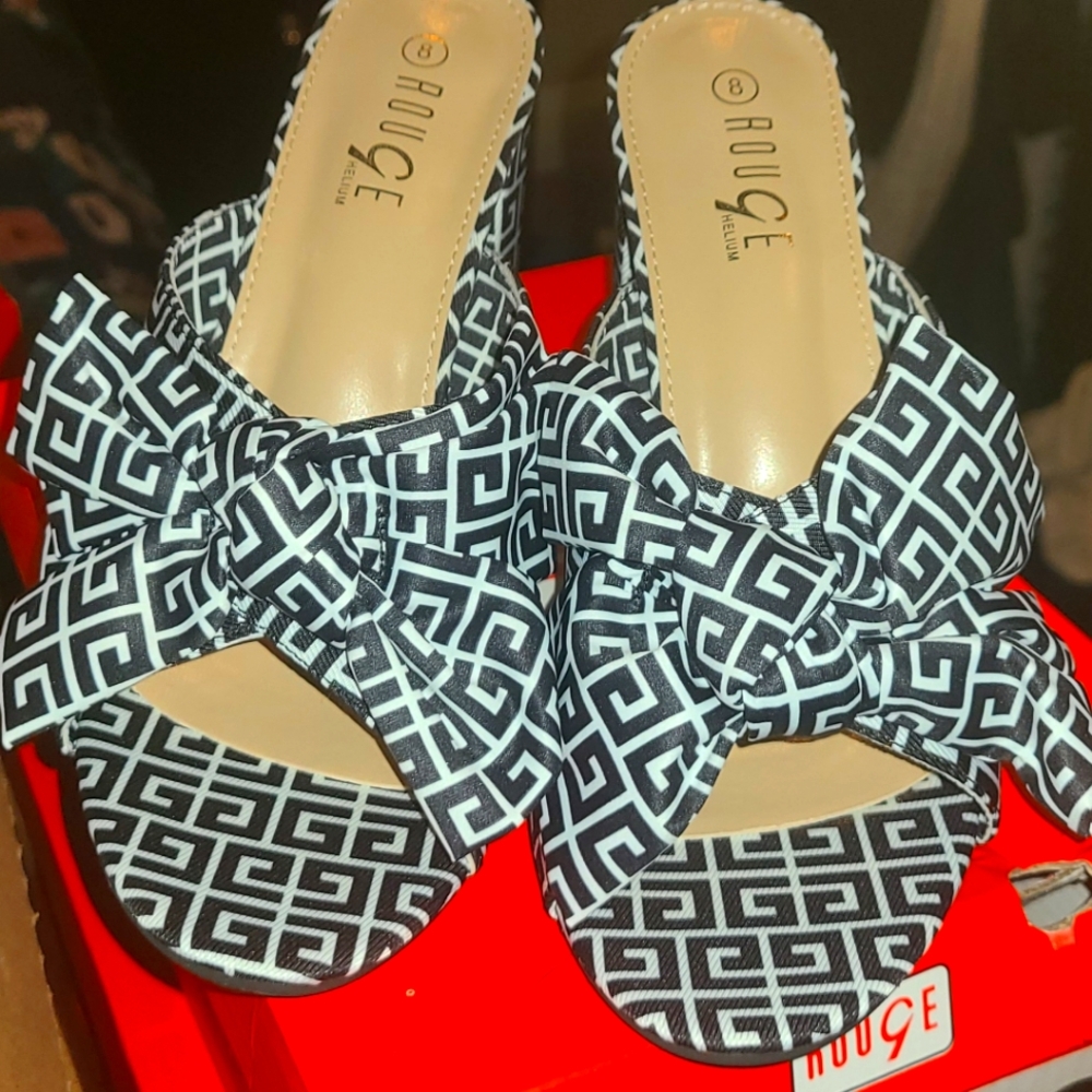 block heels, blk/wht